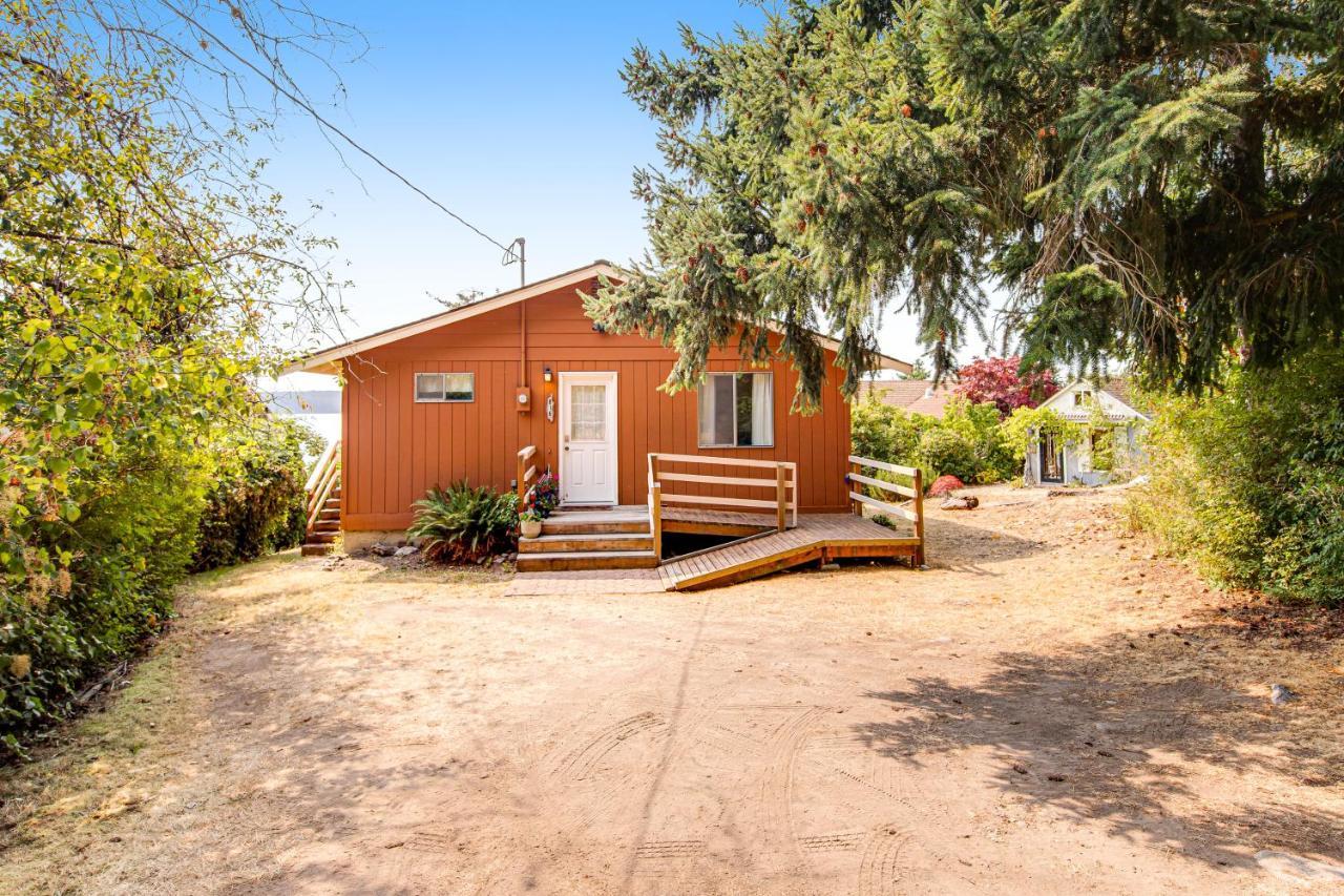 Camano Sundown Memory Lane Cabin מראה חיצוני תמונה