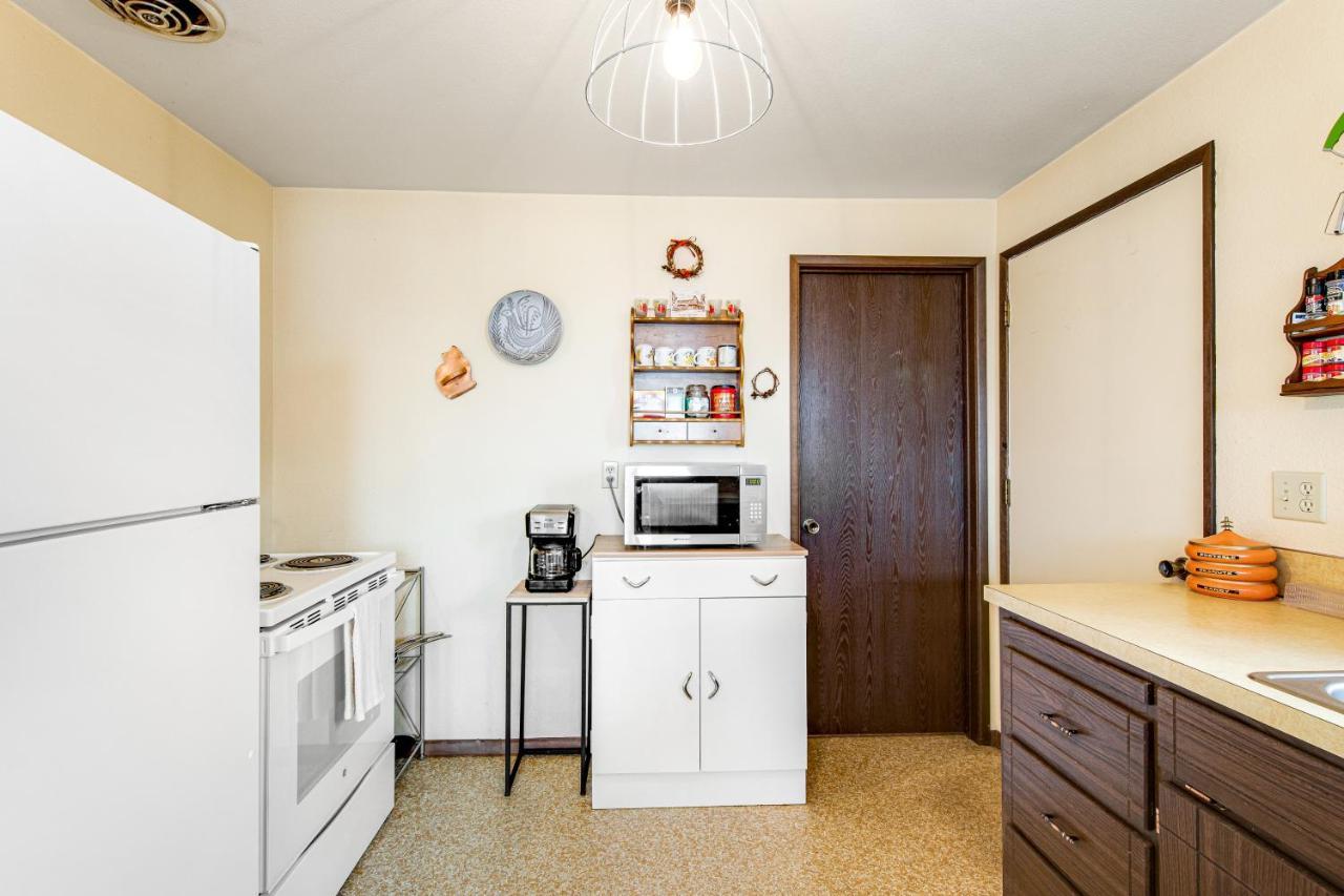 Camano Sundown Memory Lane Cabin מראה חיצוני תמונה
