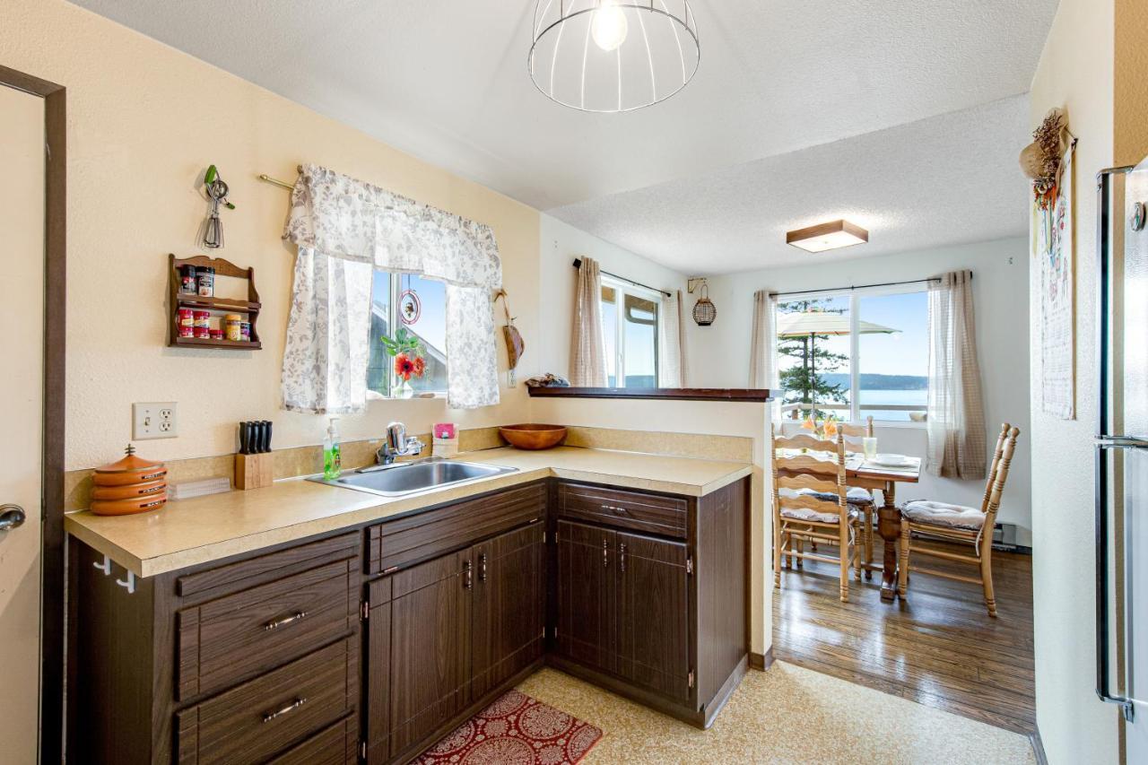 Camano Sundown Memory Lane Cabin מראה חיצוני תמונה