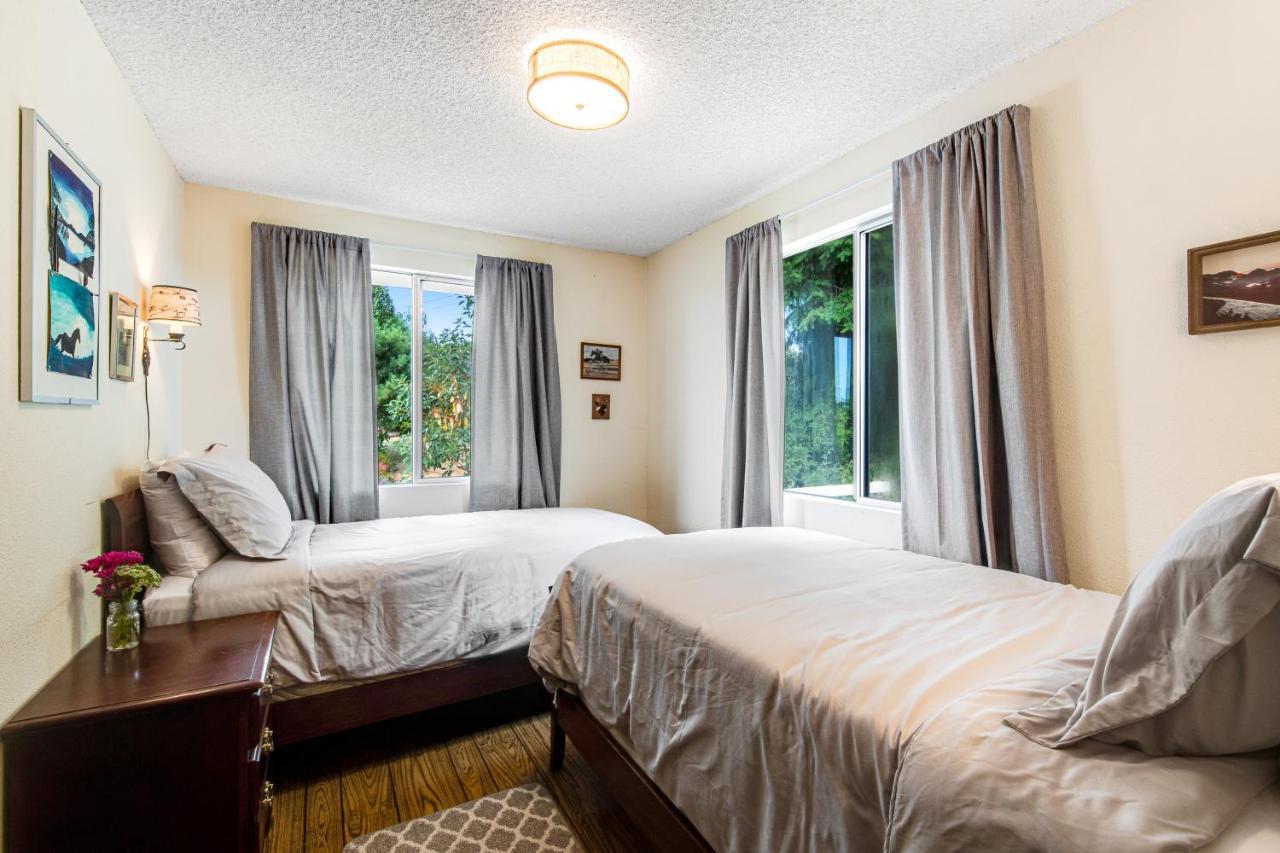 Camano Sundown Memory Lane Cabin מראה חיצוני תמונה
